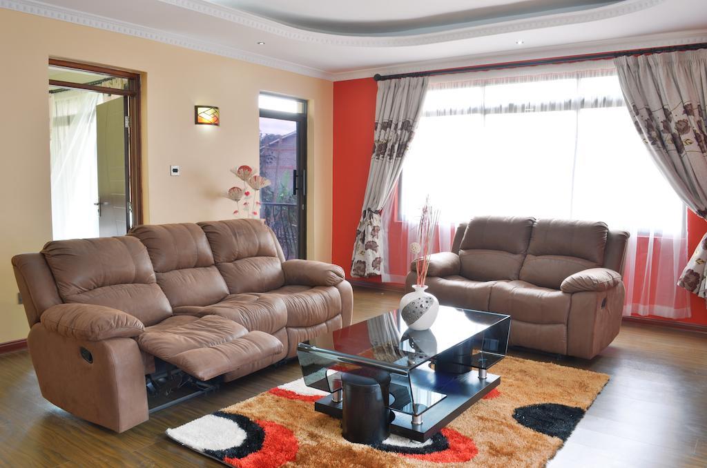 Fahari Palace Serviced Apartments Найробі Номер фото
