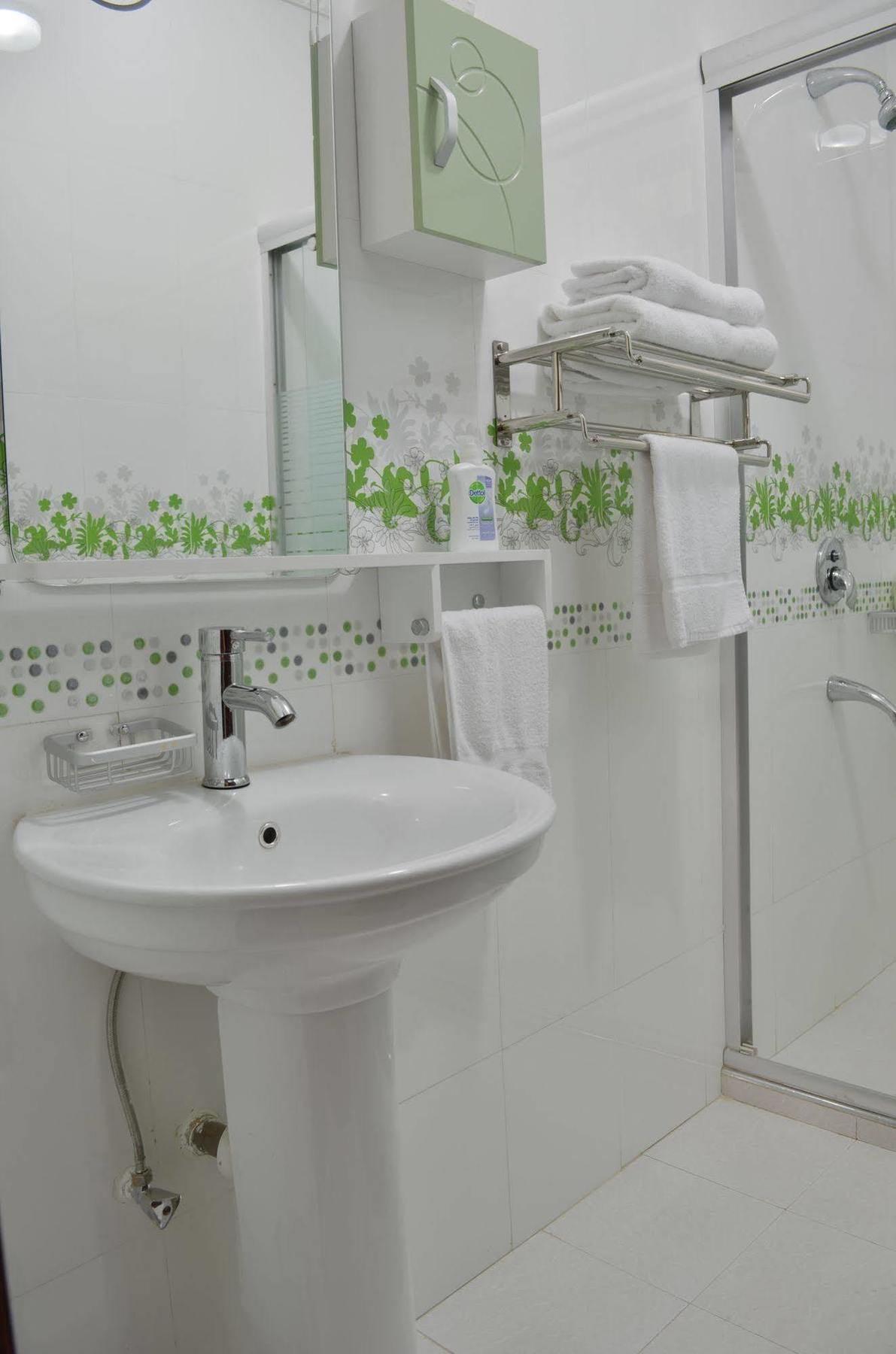 Fahari Palace Serviced Apartments Найробі Екстер'єр фото